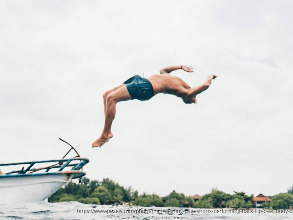 Season’s greetings 2021 from the entire crew